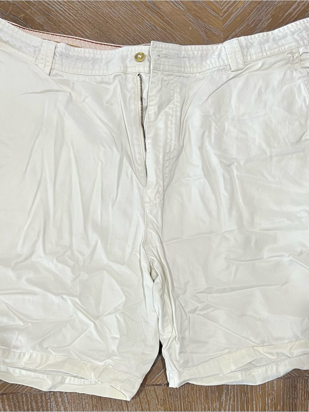 Tommy Bahama Off-white Shorts with Gold Trim